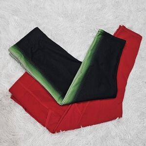 SPORTS ILLUSTRATED Women's 2 Pairs Leggings Pants Fitness SIZE M Red Black Green
